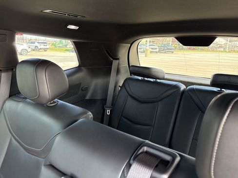 Certified 2023 Cadillac XT6 Premium Luxury image 21