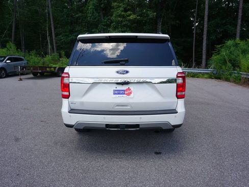 Used 2019 Ford Expedition XLT w/ Equipment Group 202A RWD image 27