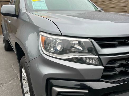 Used 2022 Chevrolet Colorado LT w/ Safety Package image 8