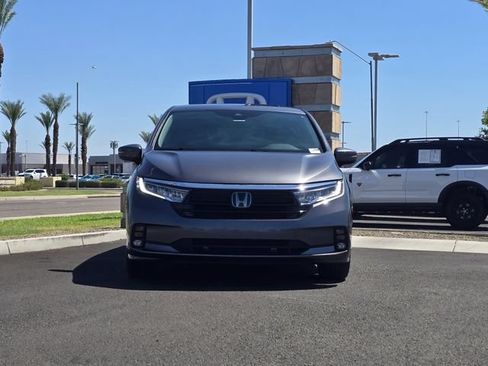 Used 2024 Honda Odyssey EX-L image 4