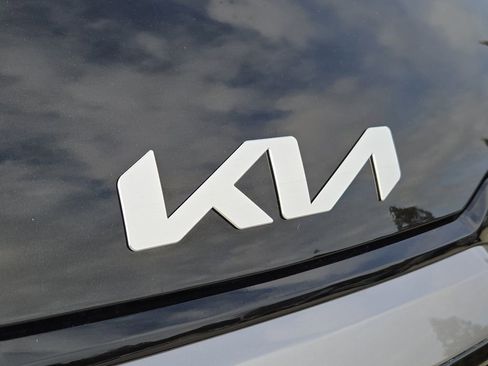 New 2026 Kia Sportage EX image 4