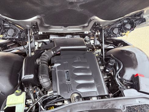 Used 2007 Saturn Sky 2dr Conv image 37