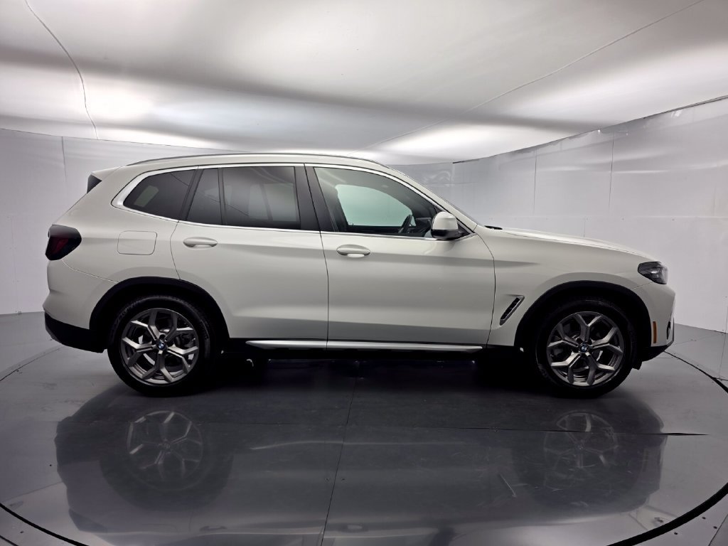 Used 2022 BMW X3 sDrive30i w/ Convenience Package RWD image 3