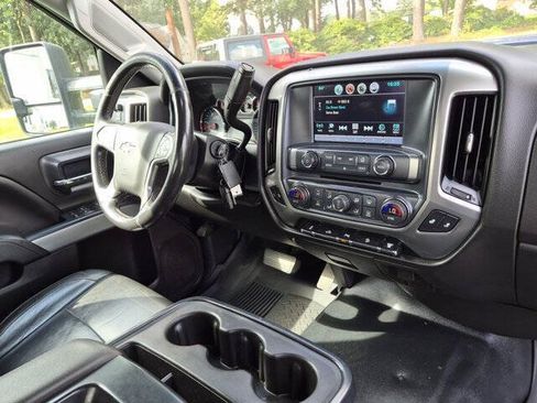 Used 2018 Chevrolet Silverado 2500 LT w/ LT Fleet Convenience Package AWD/4WD image 33