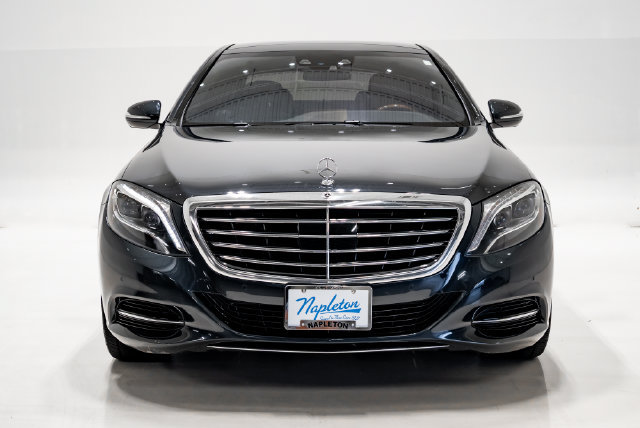 Used 2017 Mercedes-Benz S 550 4MATIC Sedan image 4