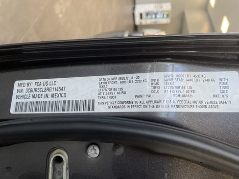 Used 2024 RAM 2500 Tradesman w/ Safety Group AWD/4WD image 39