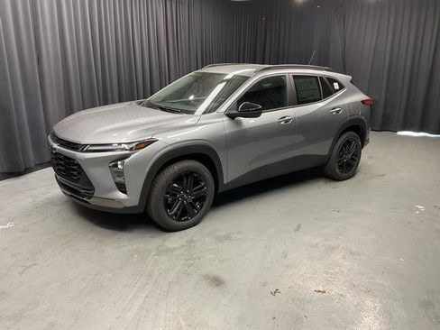 New 2026 Chevrolet Trax ACTIV FWD image 3