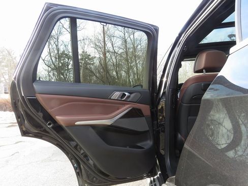 Used 2020 BMW X5 xDrive50i image 20