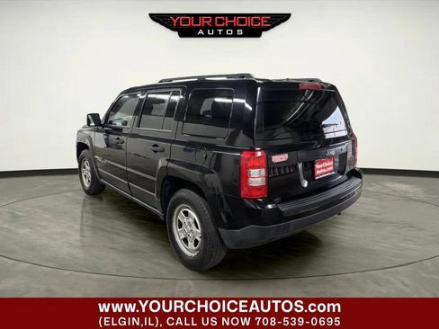 Used 2016 Jeep Patriot Sport FWD image 3