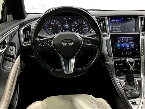 Used 2017 INFINITI Q60 w/ Premium Plus Package 3.0T image 7