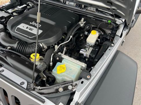 Used 2017 Jeep Wrangler Sport w/ Trailer Tow Group image 35