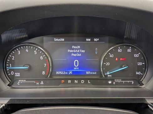 Used 2023 Ford Explorer XLT AWD/4WD image 36