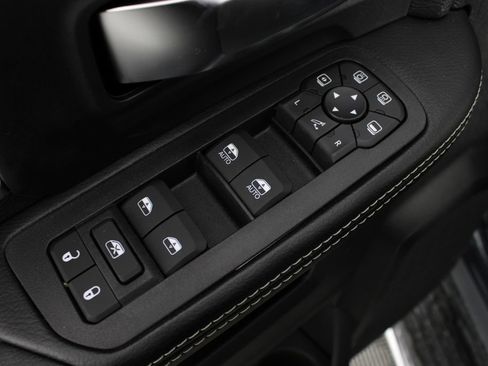 New 2026 RAM 3500 Big Horn AWD/4WD image 14