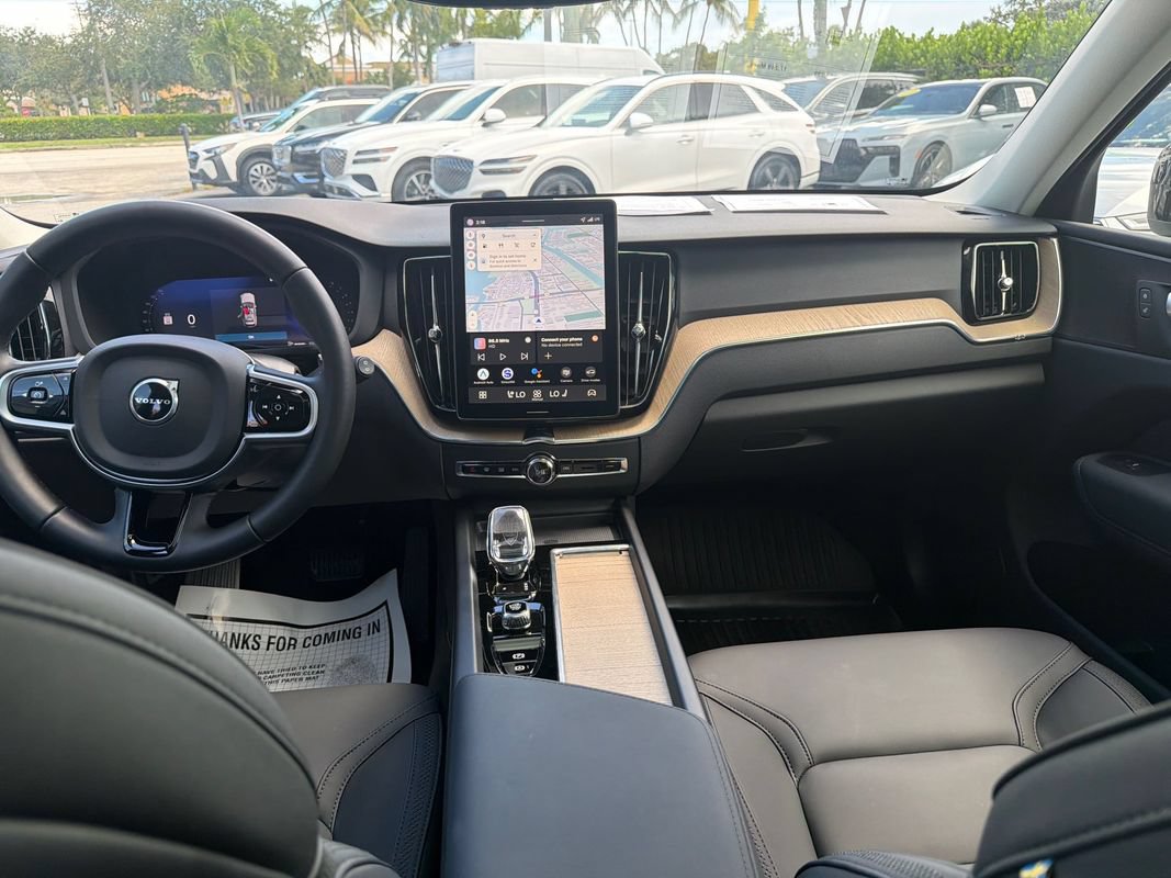 Used 2026 Volvo XC60 B5 Plus AWD/4WD image 11