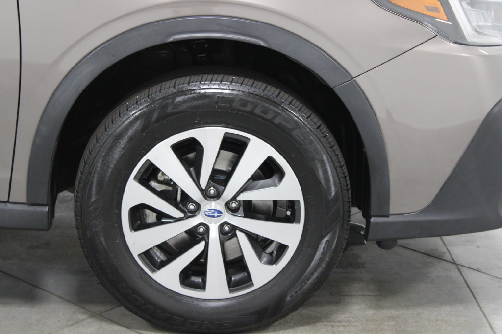 Used 2021 Subaru Outback Premium AWD/4WD image 12