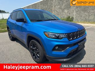 Used 2025 Jeep Compass Latitude w/ Altitude Special Edition AWD/4WD video 1