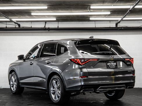 New 2026 Acura MDX SH-AWD image 3