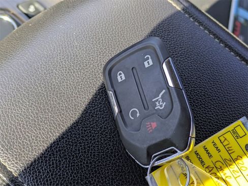 Used 2021 GMC Acadia SLT w/ Elevation Edition image 32