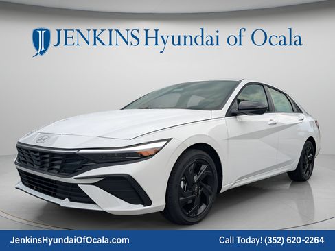 New 2026 Hyundai Elantra SEL Sport FWD image 9