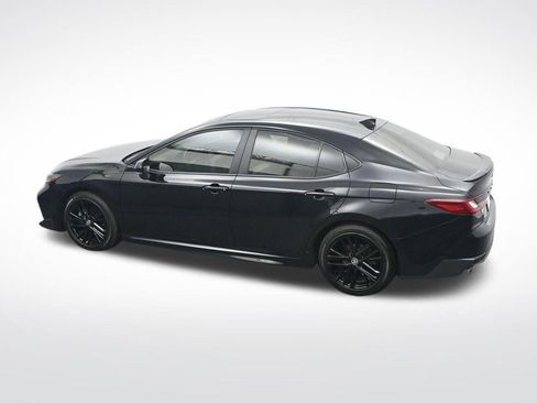 Used 2025 Toyota Camry SE w/ Convenience Package FWD image 31