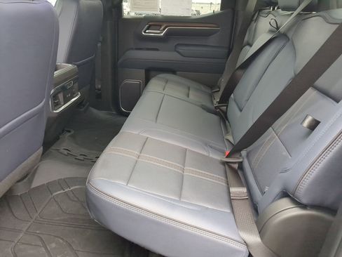 Certified 2023 Chevrolet Silverado 1500 High Country w/ Technology Package AWD/4WD image 22