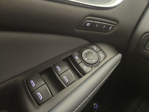 Certified 2020 Buick Enclave Premium w/ Experience Buick Package image 33