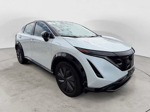 Certified 2023 Nissan Ariya FWD image 4