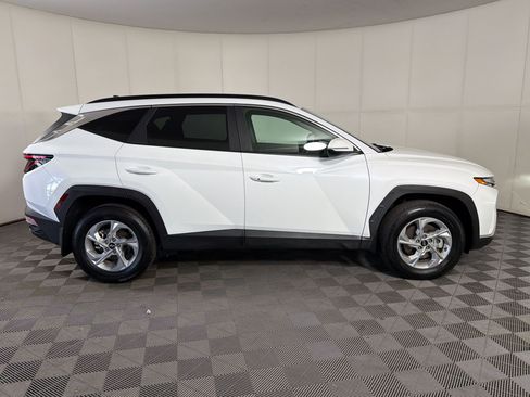 Used 2022 Hyundai Tucson SEL w/ Cargo Package AWD/4WD image 8
