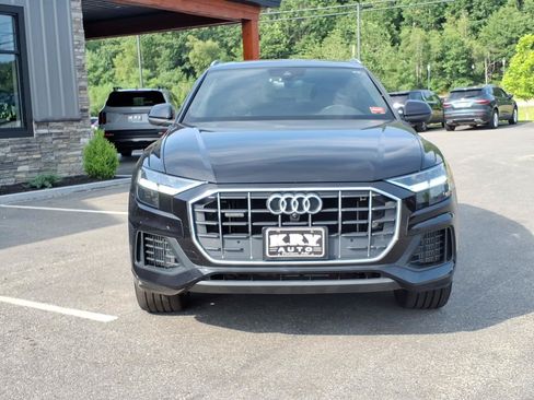 Used 2019 Audi Q8 Premium Plus w/ Premium Plus AWD/4WD image 2