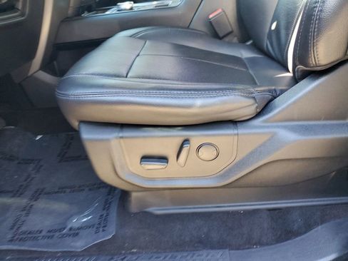 Used 2020 Ford Expedition Max XLT w/ Equipment Group 202A image 14