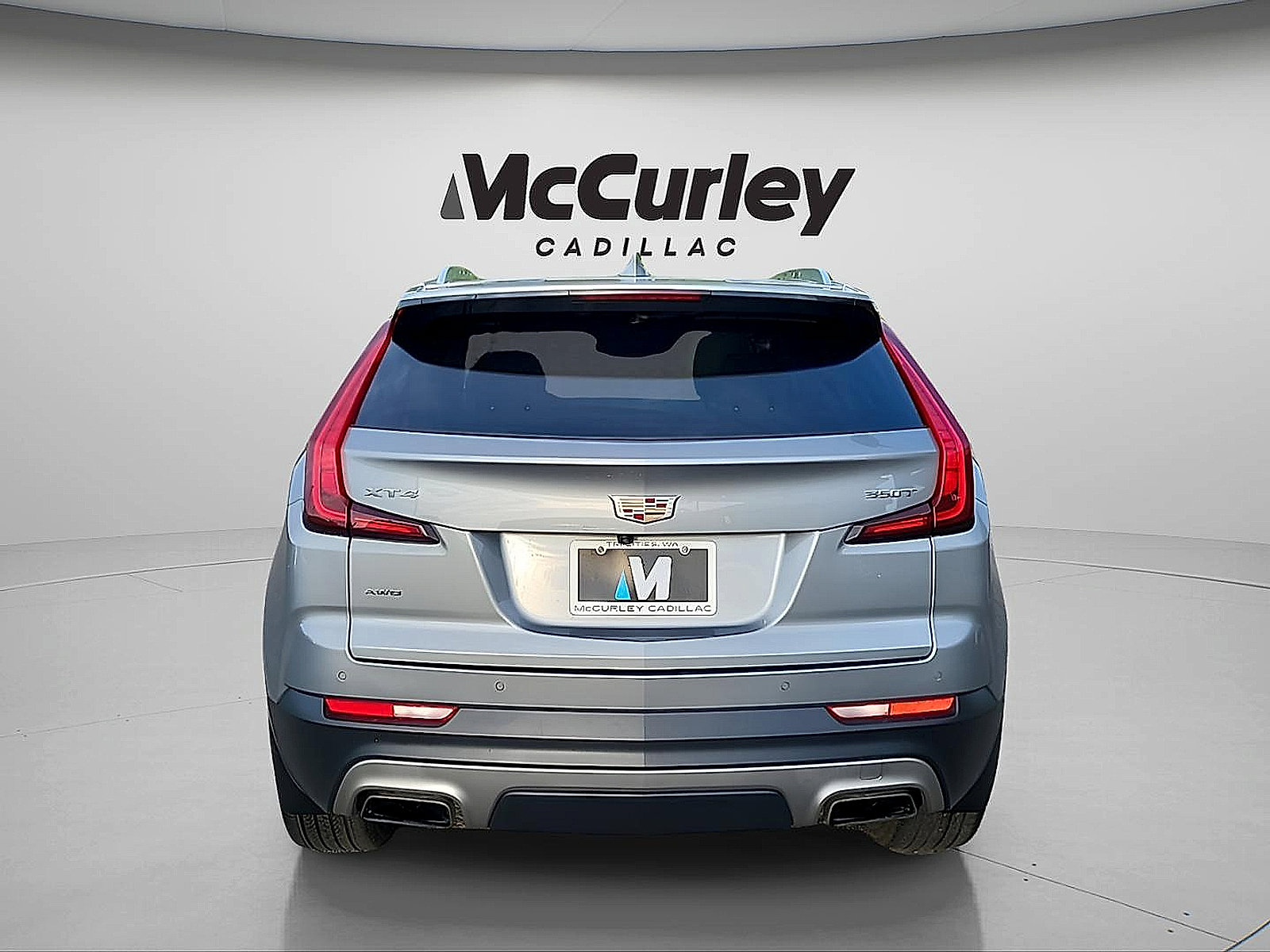 Used 2023 Cadillac XT4 Premium Luxury w/ Sun And Sound Package AWD/4WD image 6