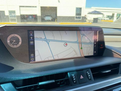 Used 2019 Lexus ES 350 F Sport w/ Accessory Package FWD image 23