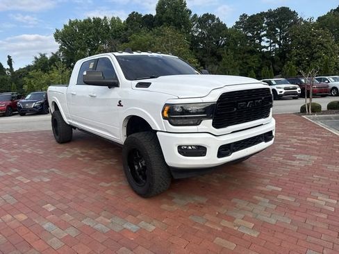 Used 2022 RAM 2500 Limited AWD/4WD image 19