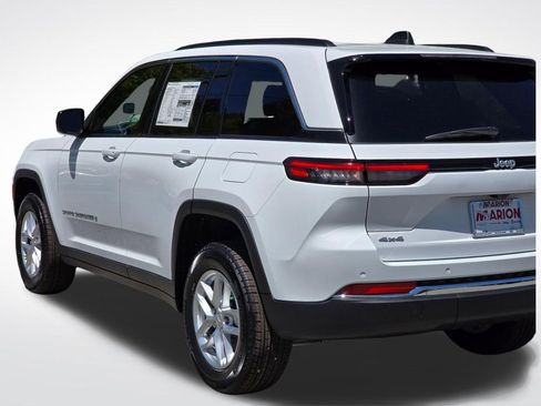 New 2026 Jeep Grand Cherokee Laredo X AWD/4WD image 40