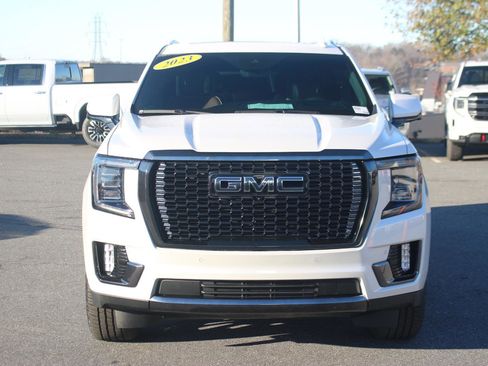 Used 2023 GMC Yukon XL Denali Ultimate image 2