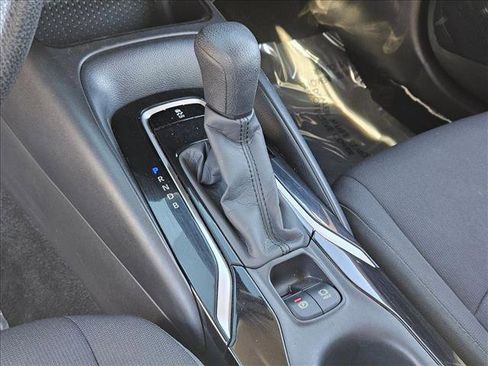 Used 2022 Toyota Corolla LE image 11