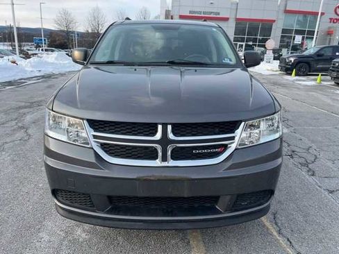 Used 2015 Dodge Journey SE w/ Flexible Seating Group image 2