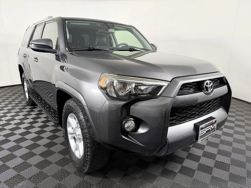 Used 2014 Toyota 4Runner SR5 RWD image 5