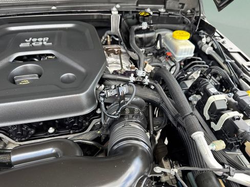 Used 2020 Jeep Wrangler Unlimited Sport AWD/4WD image 40