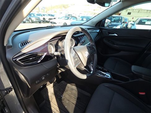 Used 2022 Buick Encore GX Preferred w/ Cold Weather Comfort Package image 14