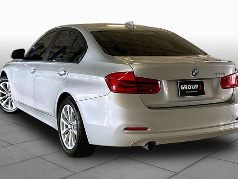 Used 2018 BMW 320i Sedan w/ Convenience Package RWD image 11