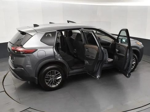 Used 2023 Nissan Rogue S AWD/4WD image 6