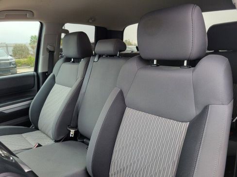 Used 2016 Toyota Tundra SR5 image 13