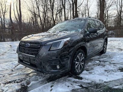 Used 2024 Subaru Forester Limited w/ Pop Package 2