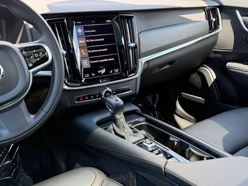 Used 2018 Volvo V90 T5 Cross Country w/ Convenience Package AWD/4WD image 14