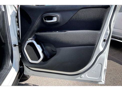 Used 2020 Jeep Renegade Sport AWD/4WD image 19
