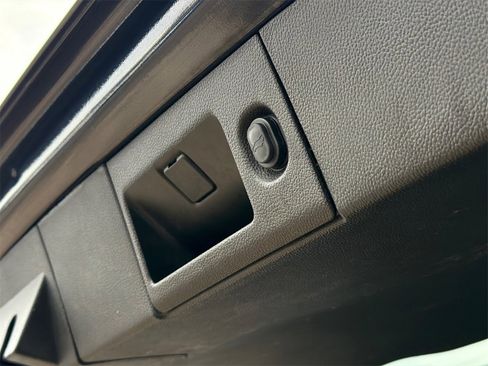 Used 2020 GMC Yukon XL Denali w/ Open Road Package image 11