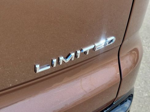 New 2026 Toyota Crown Signia image 8