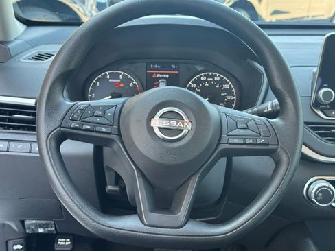 Certified 2025 Nissan Altima 2.5 S image 14