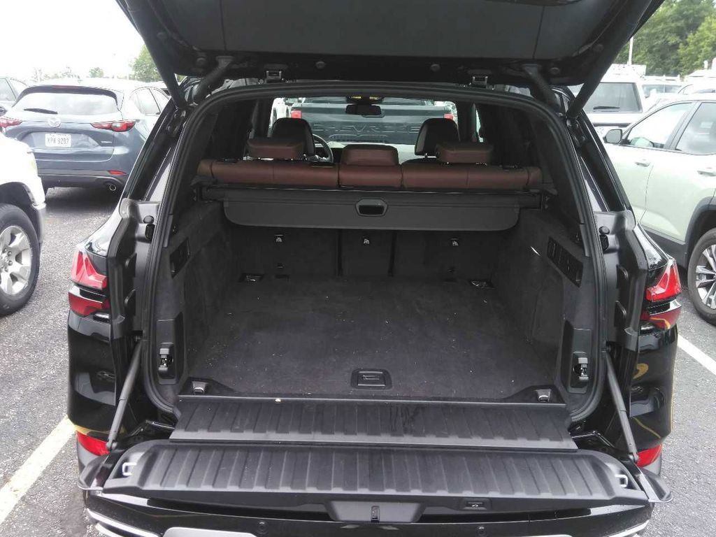 Used 2026 BMW X5 xDrive40i w/ Climate Comfort Package AWD/4WD image 13